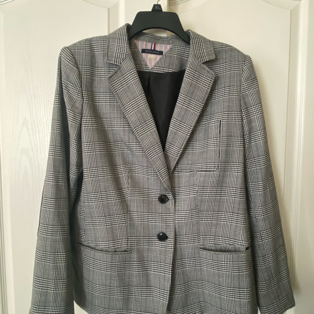 Tommy Hilfiger Women's Black and White Checkered Blazer